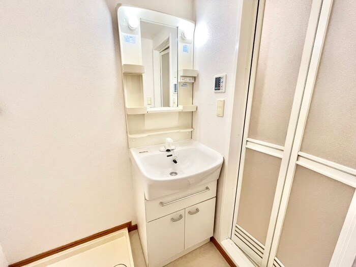 物件内観写真15　(洗面)