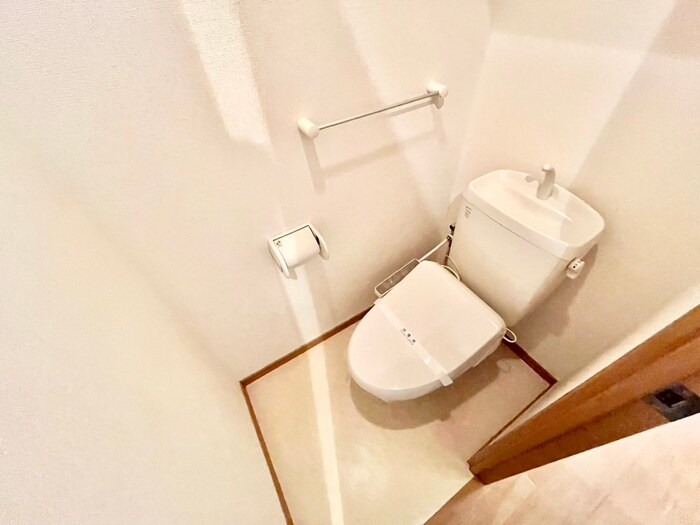 物件内観写真17　(トイレ)