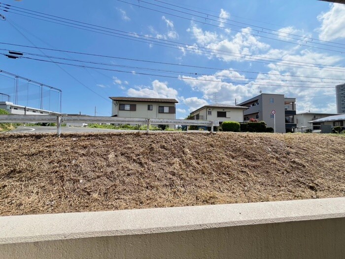 物件内観写真22　(室内からの展望)