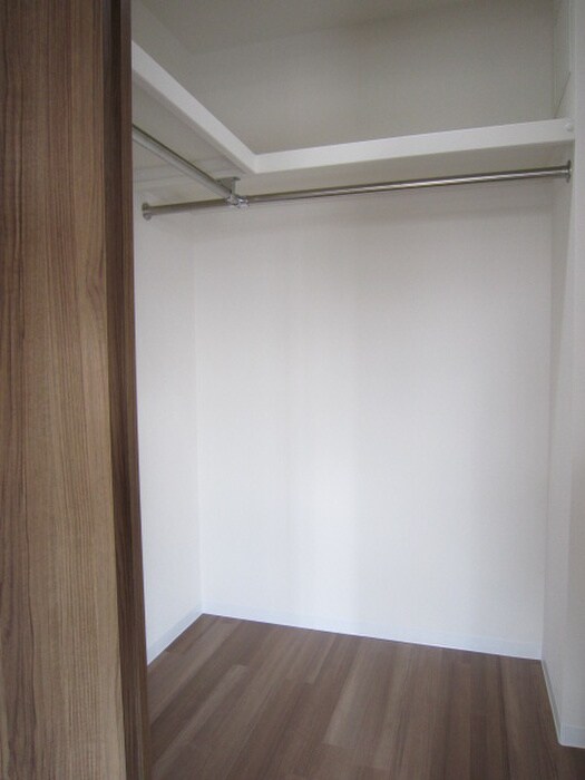 物件内観写真15　(収納)