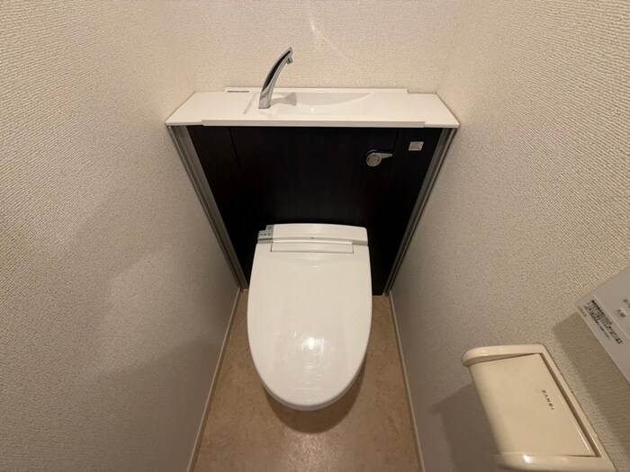 物件内観写真12　(トイレ)