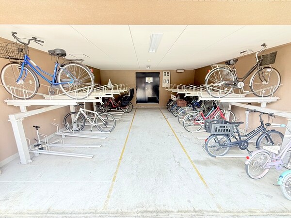 駐輪場