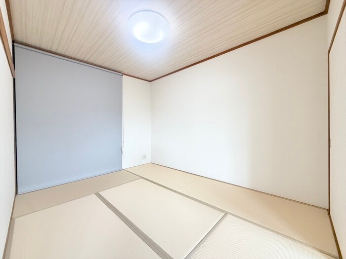 物件内観写真10　(居室)