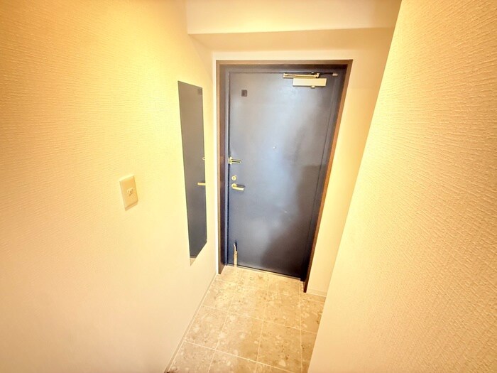 物件内観写真17　(玄関)
