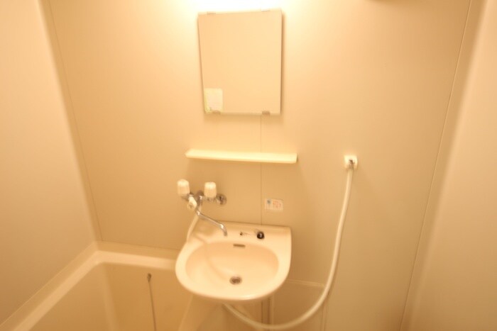 物件内観写真9　(洗面)