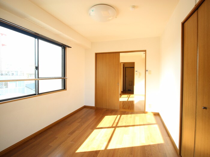 物件内観写真13　(居室)