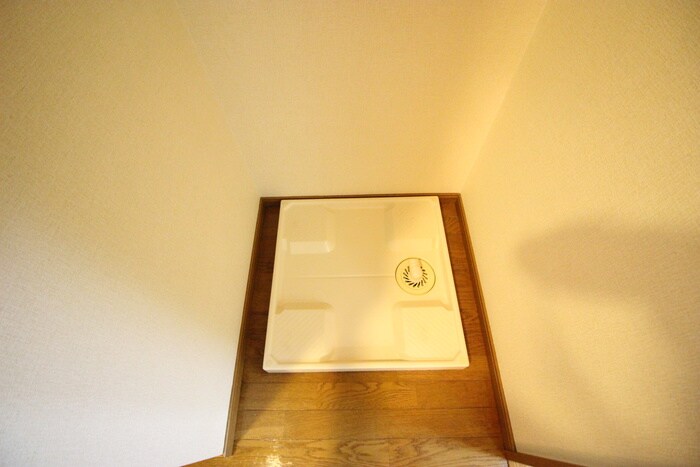 物件内観写真13　(洗濯機置場)