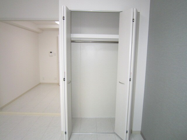 物件内観写真12　(収納)