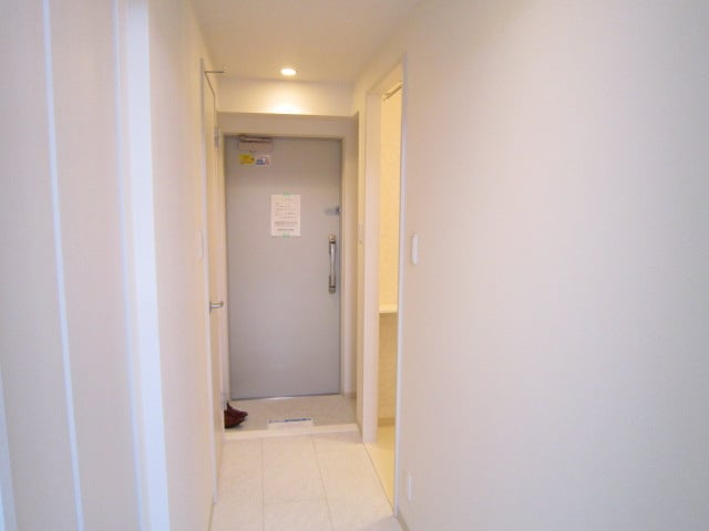 物件内観写真13　(廊下)