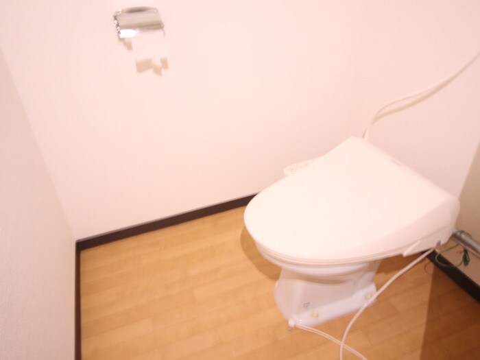 物件内観写真13　(トイレ)