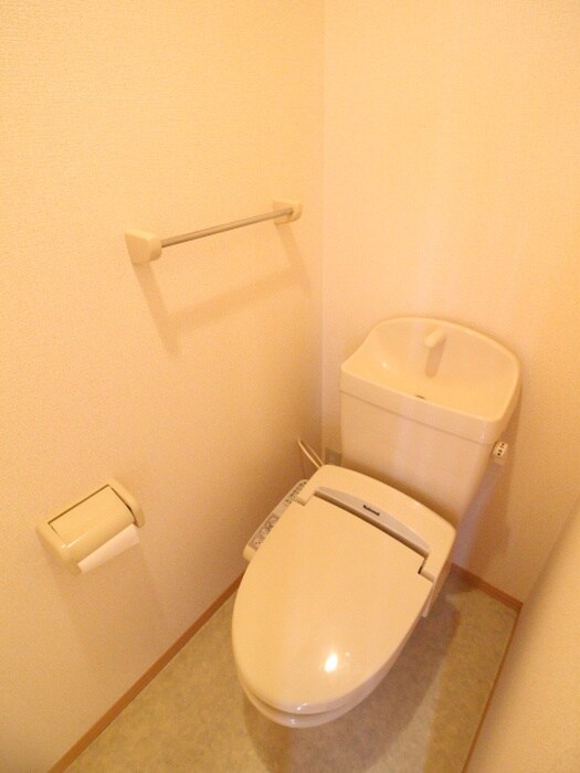 物件内観写真10　(トイレ)