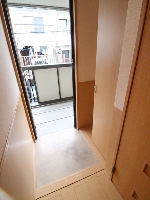 物件内観写真19　(玄関)