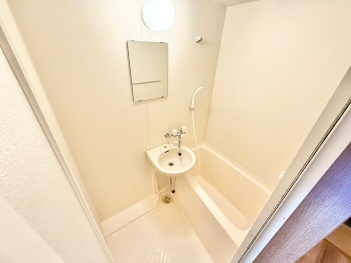 物件内観写真12　(バス／シャワールーム等)