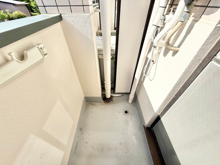 物件内観写真15　(洗濯機置場)