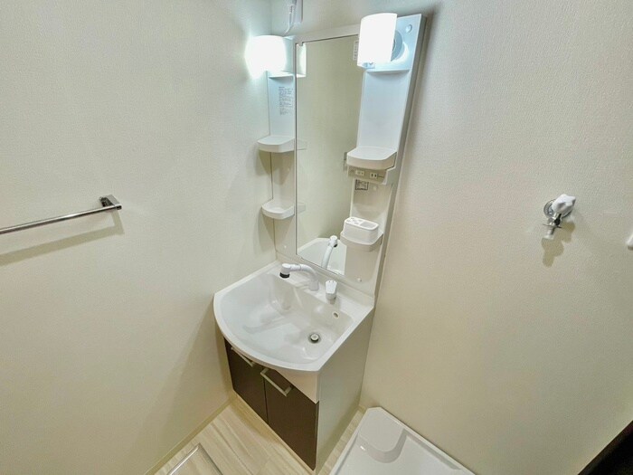 物件内観写真10　(洗面)