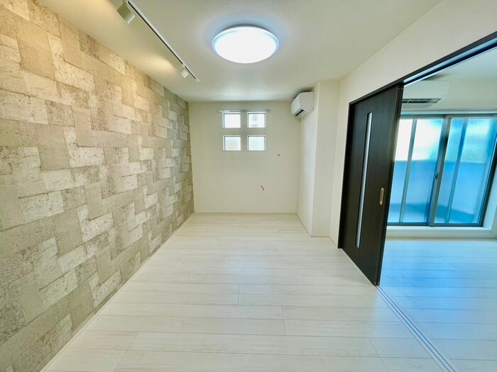 物件内観写真19　(居室)