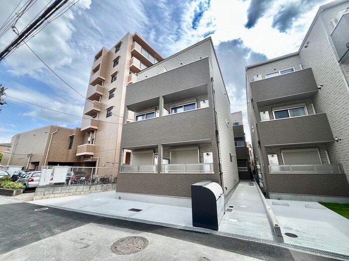 物件外観写真1　(外観写真)