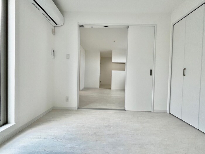 物件内観写真11　(居室)