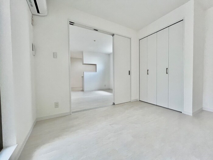 物件内観写真13　(居室)