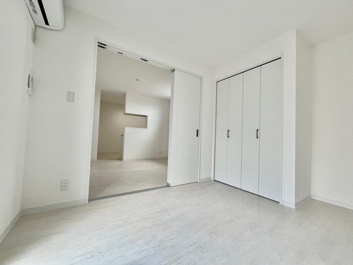 物件内観写真13　(居室)