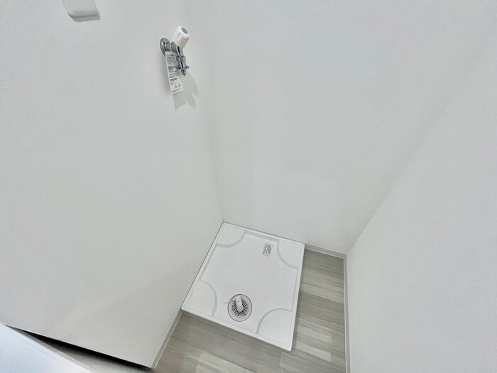 物件内観写真18　(洗濯機置場)