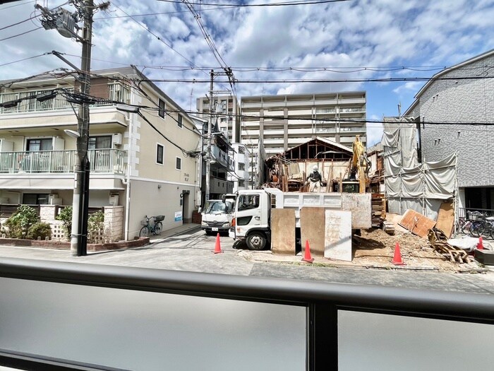 物件内観写真19　(室内からの展望)