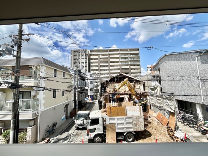 物件内観写真19　(室内からの展望)