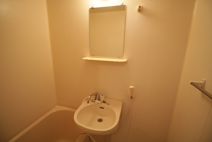 物件内観写真9　(洗面)