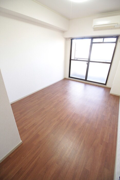 物件内観写真11　(居室)