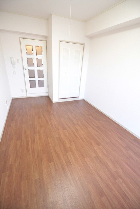 物件内観写真13　(居室)