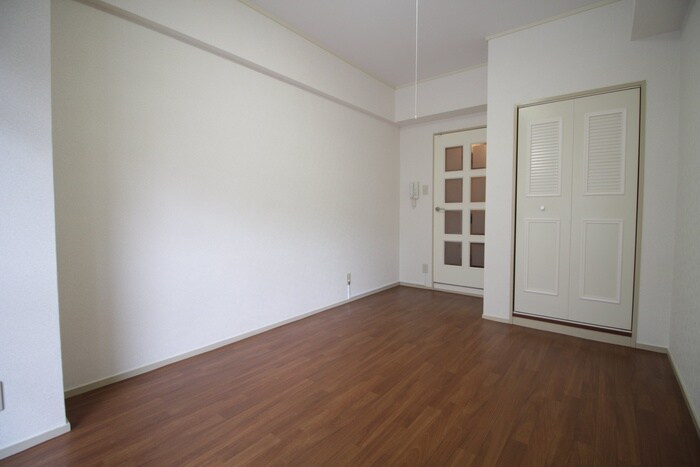 物件内観写真14　(居室)