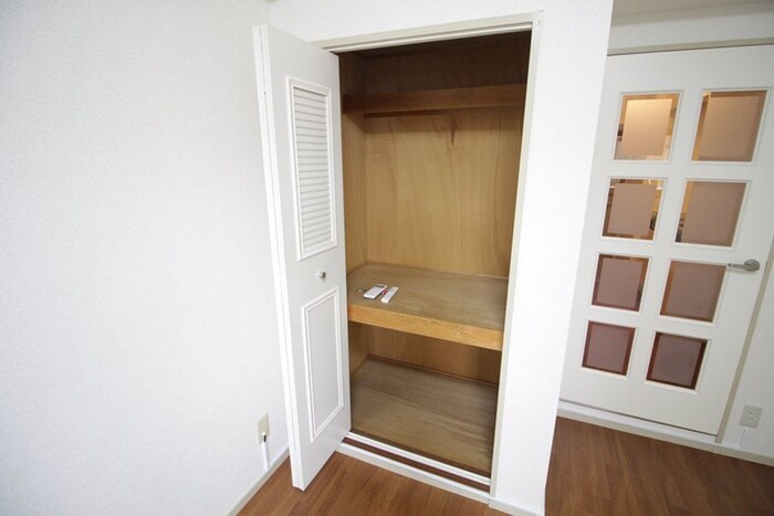 物件内観写真18　(収納)