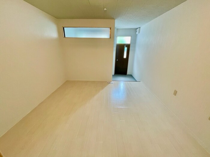 物件内観写真13　(居室)