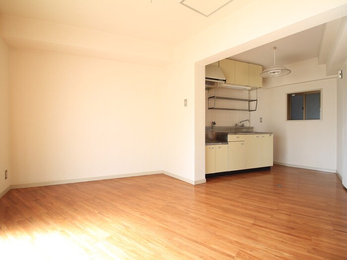 物件内観写真11　(居室)