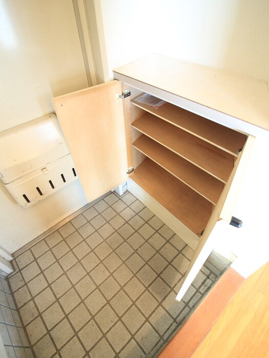 物件内観写真13　(靴箱)