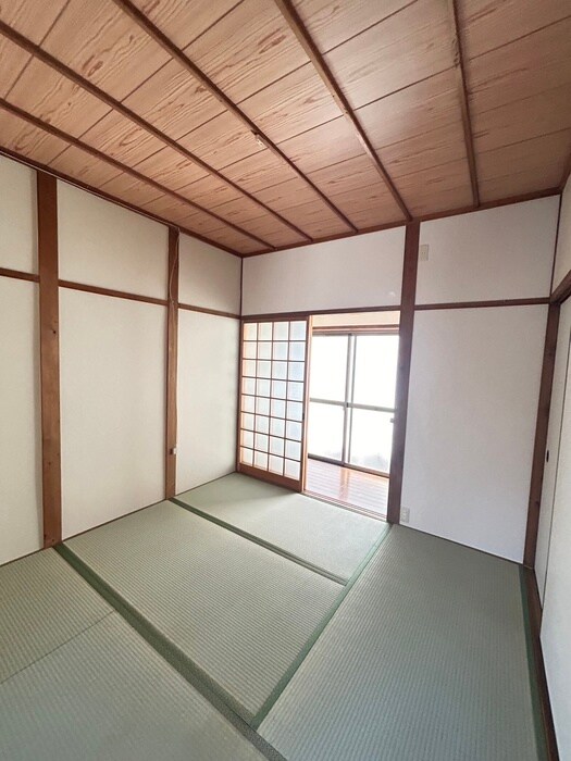 物件内観写真4　(居室)