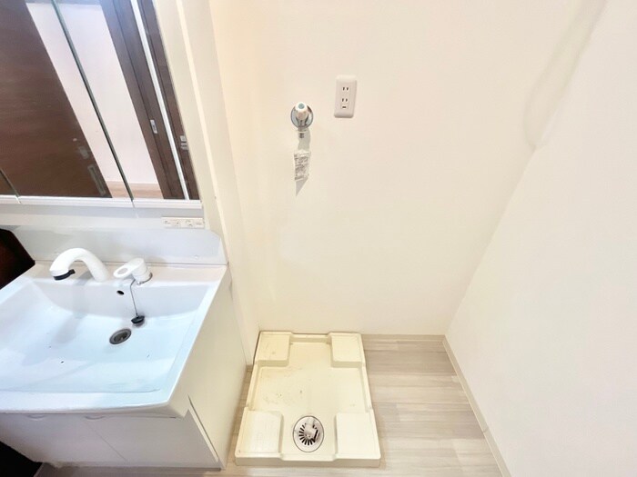 物件内観写真21　(洗濯機置場)