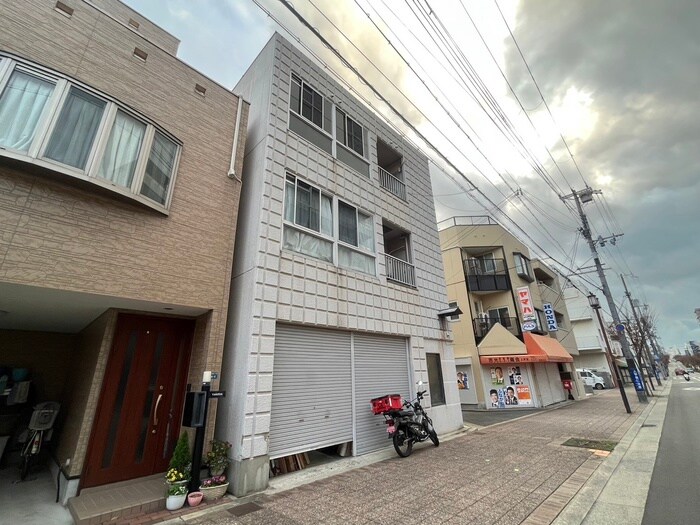 物件外観写真5　(外観写真)