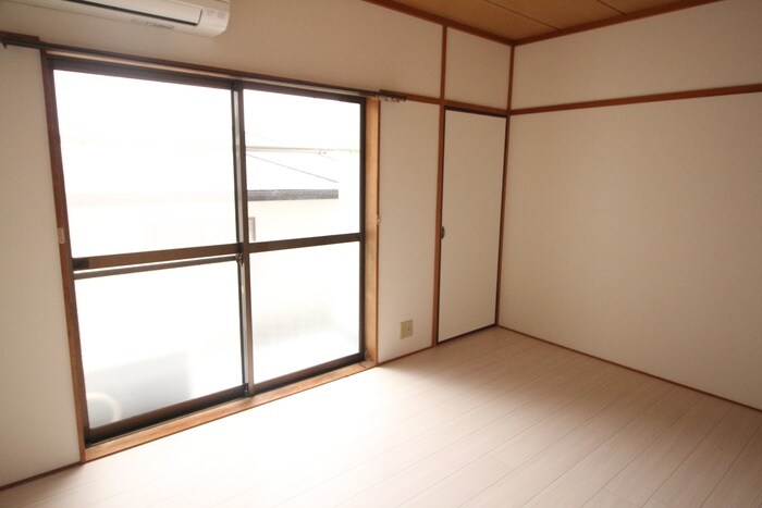 物件内観写真6　(居室)