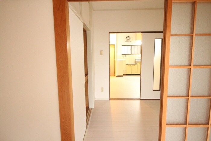 物件内観写真18　(居室)