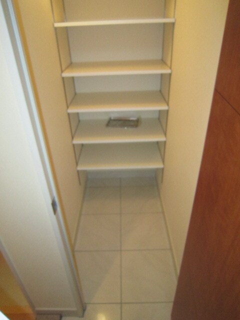 物件内観写真15　(靴箱)