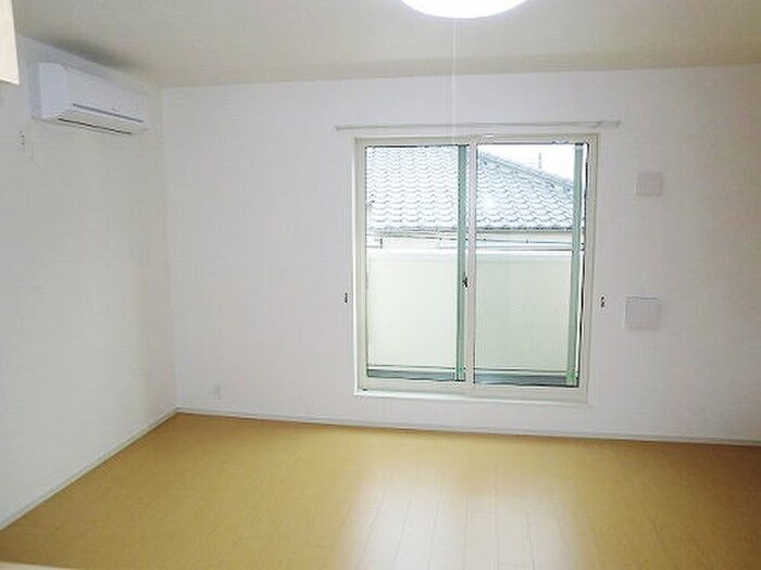 物件内観写真4　(内観写真)