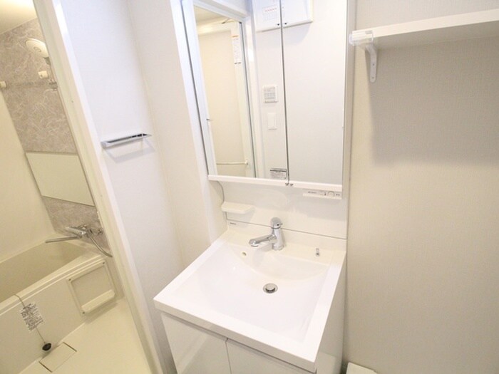 物件内観写真13　(洗面)
