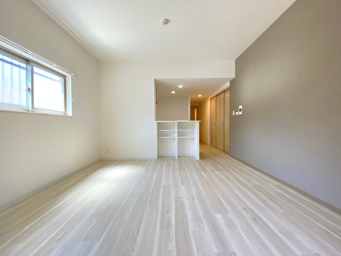 物件内観写真11　(居室)