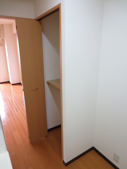 物件内観写真9　(収納)