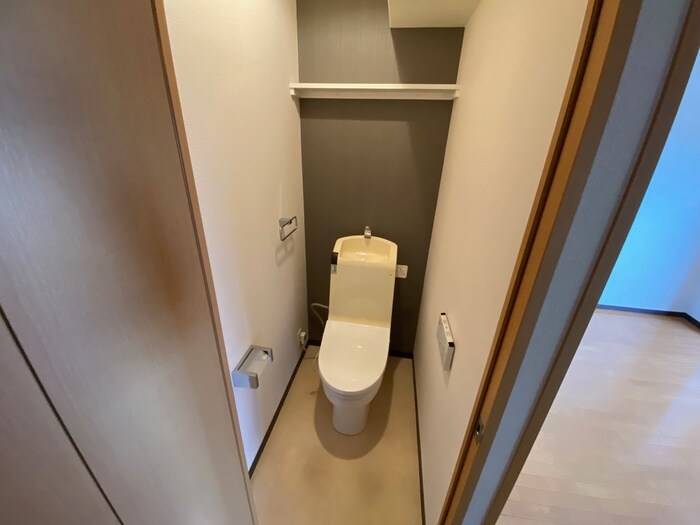 物件内観写真14　(トイレ)