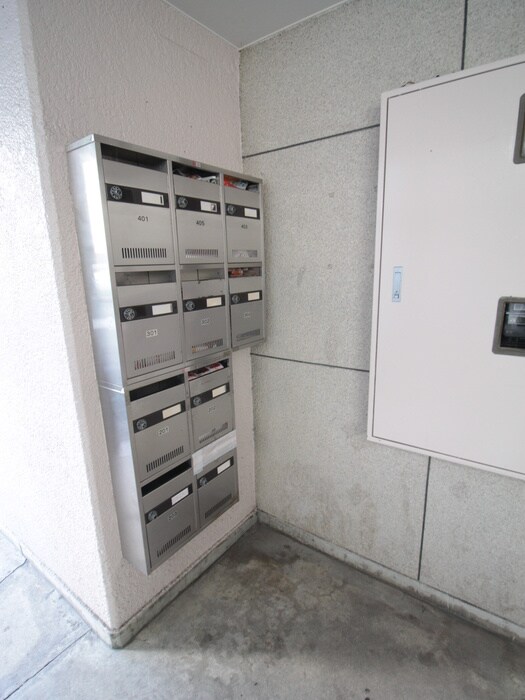 物件外観写真4　(建物設備)