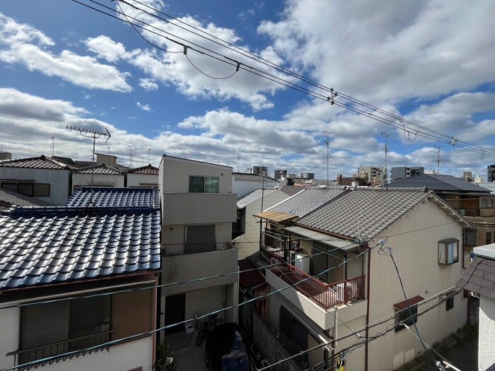 物件内観写真16　(室内からの展望)