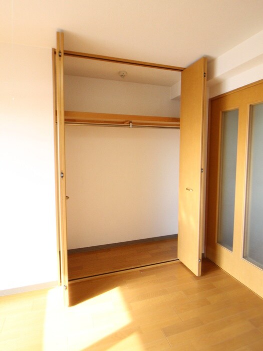 物件内観写真15　(収納)