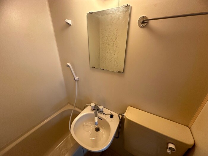 物件内観写真9　(洗面)